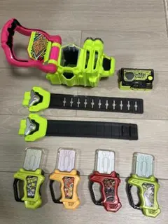 仮面ライダーエグゼイド変身ベルト&ガシャット4個セット