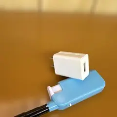 ホワイト ACアダプター USB 5V 1A