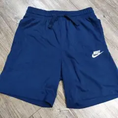 Nike ネイビーハーフパンツ