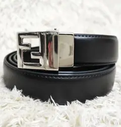 【極美品✨】FENDI フェンディ ベルト ズッカ FF柄 シルバー メンズ