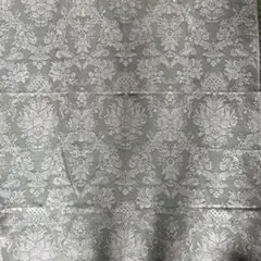 ダマスク？柄レース生地　160×99 汚れあり
