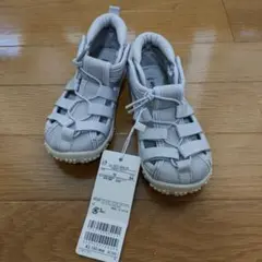 【新品タグ付き】petit main水抜きソールサンダル②16.0 グレー