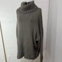 ダークグレー タートルネック ニット オーバーサイズ ノーブランド
