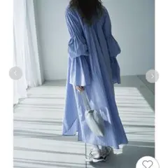 【新品未使用タグ付き】emmi デザインスリーブシャツワンピース