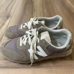 Item thumbnail for item 661fb926-5dad-45d0-a514-2b9470e54480