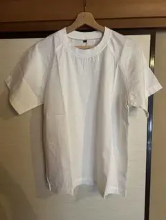 無印良品　Tシャツ