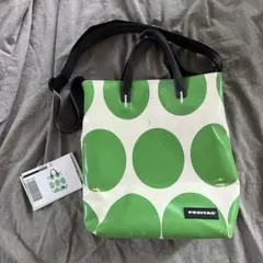 Item thumbnail for item e4b84522-7784-45d8-8a45-9f7e4bc8e9bc