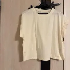 新品❤️クリーム色tシャツ