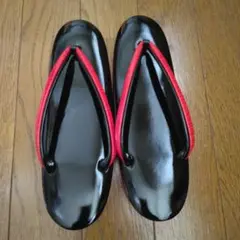 黒と赤の草履 約30cm