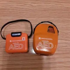 ガシャポンミニチュアAED　 2種セット