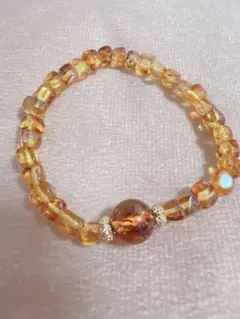 1点のみ!花アンバー ブレスレット