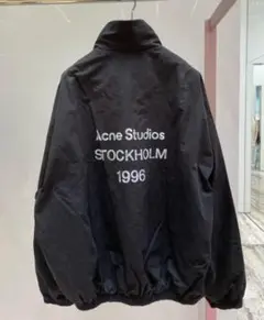 Acne Studios ブラック ナイロンジャケット
