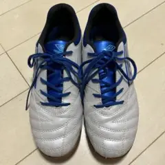 23.5 umbro フットサルシューズ ホワイト/ブルー