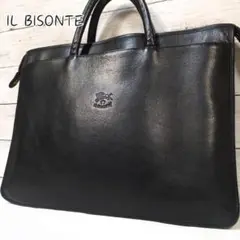 美品 イルビゾンテ ビジネスバッグ ブラック レザー A4 PC エンボスロゴ