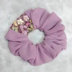 シュシュ★スモーキーラベンダー花柄刺繍