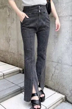 INGNI メタル付フロントスリットハイウエストフレアパンツ　グレー