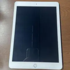 Apple iPad 第6世代 128GBシルバー 本体