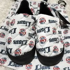 新品！　プロ野球　西武Lions ロゴ入り 収納ポーチ付　スリッポン　XS