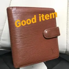 ☆良品☆正規品☆エピ♪ブラウン☆二つ折り財布☆ブック型♪ベルトボタンタイプ