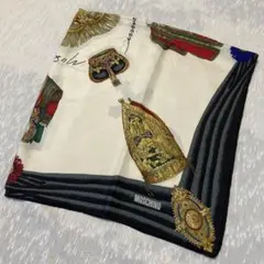 7-41.90sビンテージ　MOSCHINO 中世モチーフ　シルクスカーフ