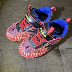光る　恐竜　キッズスニーカー　ティラノサウルス 17センチ