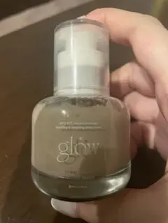 glow BBクリーム　ONE