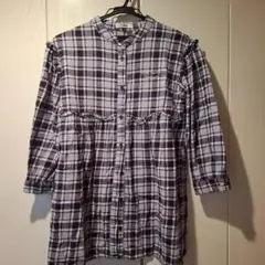 ピンクラテ　 洋服　シャツsサイズ