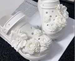 クロックス　サンダル　ジビッツ　飾り　花 ホワイト　白　8ピース　ボタン　新品