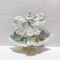 10cm、11cm　ぬい 服　ワンピース　花柄 イエロー、ブルー