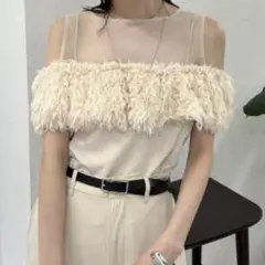 【大人気完売品】mystic ノースリフェザートップス　アイボリー　森川　シアー