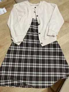 140 ジャンパースカート　カーディガンセット