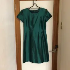 シルク　ワンピース　グリーン