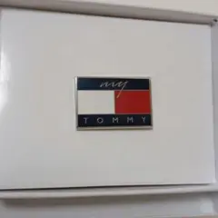 トミーヒルフィガー　ピンズ　ピンバッジ　ピンバッチ　希少　レア