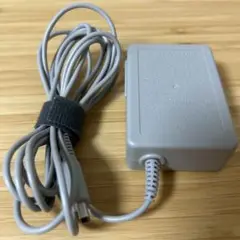 【美品】ニンテンドー 3DS 充電器 WAP-002 (JPN) 【純正品】