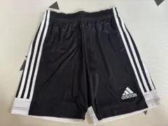 新品未使用 adidas ショートパンツ 160