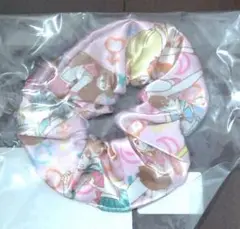 セーラームーン　シュシュ　レトロ柄