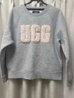 UGG グレー ロゴ刺繍 トレーナー