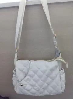 サロンドルヴァン ショルダーバック