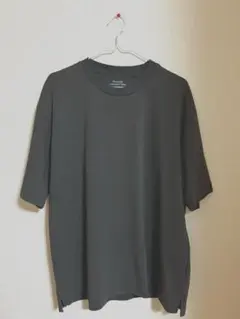 【美品】GU ドライポンチクルーネックT Mサイズ DARK GRAY