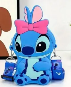 スティッチデザインの可愛いショルダーバッグ