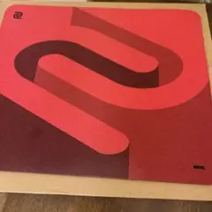 値下げ⭐︎BenQ マウスパッド 赤と黒