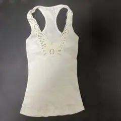 ホワイト 銀のビーズと蝶の刺繍 タンクトップ