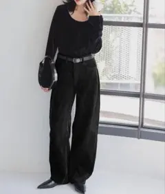 コーデュロイバレルレッグカーブパンツ