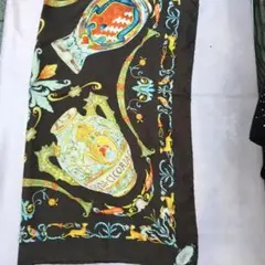 グッチシルクスカーフ