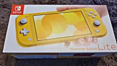 Nintendo Switch NINTENDO SWITCH LITE イエ…