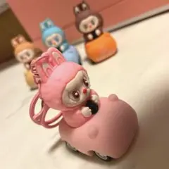 ラブブ　キーホルダー　labubu