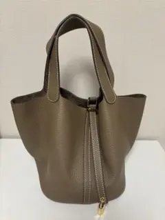 【極美品】牛革　ピコタンロック風　ＭＭサイズ　トープ