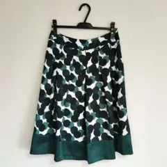美品　DESVISIO スカート　膝丈スカート　42