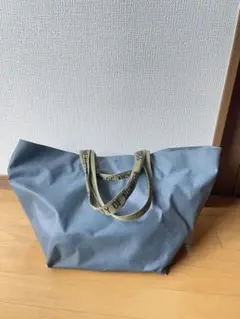 Item thumbnail for item f2c15cc6-4099-46d0-964b-47e5505954fe