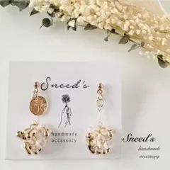 ▪ゴールド＆クリアファルファーレビーズ×メタルチャームピアス／イヤリング